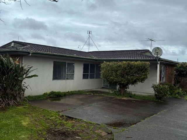 Papatoetoe, 4 bedrooms