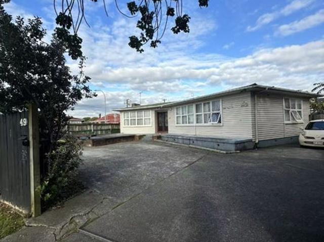Papatoetoe, 4 bedrooms