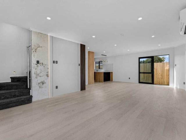 papatoetoe, 4 bedrooms