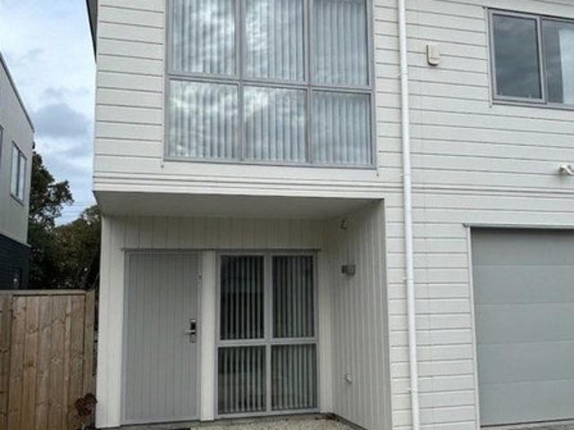 papatoetoe, 4 bedrooms