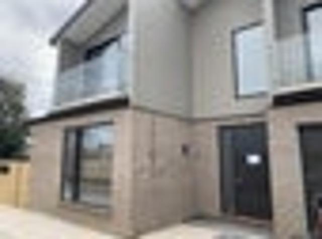 Papatoetoe, 5 bedrooms, $1015 pw