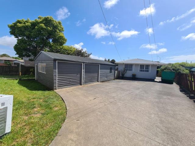 papatoetoe, 5 bedrooms