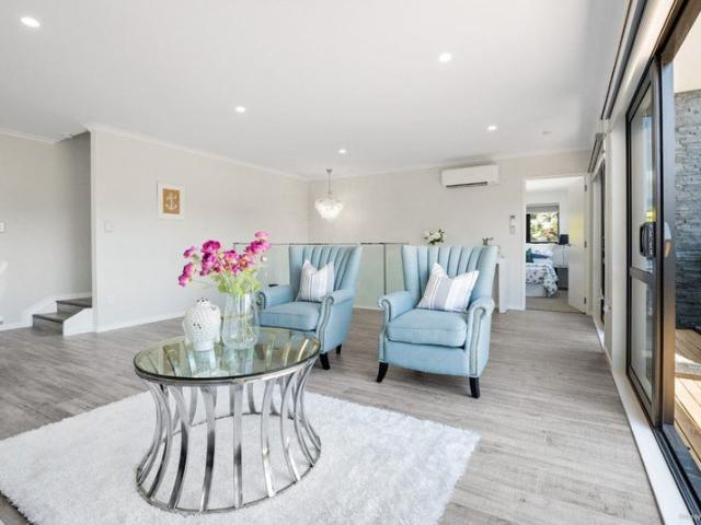 papatoetoe, 5 bedrooms