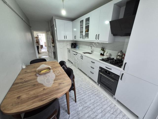 Papatya Emlak,tan M.akif Mah Satılık 115 M2 1.kat Bakımlı Daire