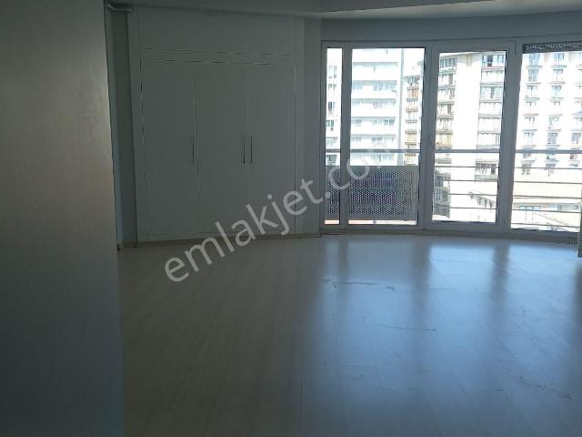 Papatya Residence 1 'de Konuta Ofise Uygun Ferah 1+1
