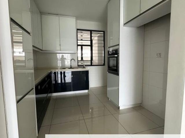 Papillon Desahill Condominium