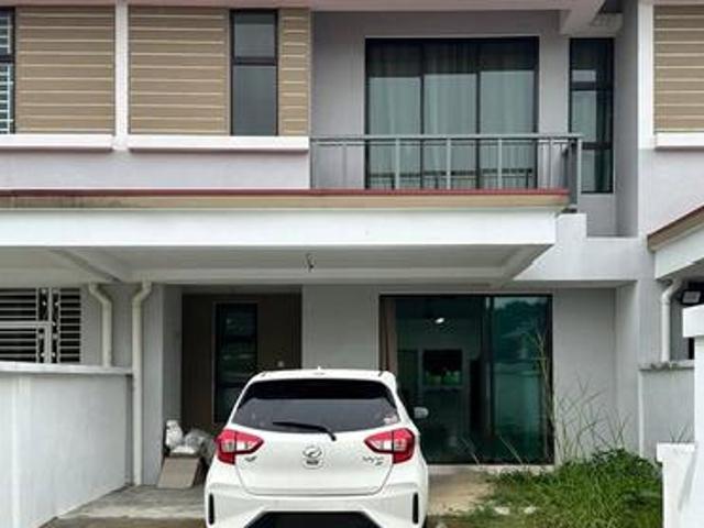 PART FURNISHED 4 Bed 3 Bath Terrace House Kota Puteri Puteri Aira