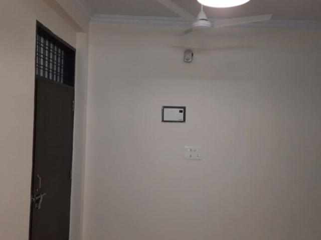 Partap Nagar Mayur Vihar I, Delhi East 1.5 Bedroom 450 Sq. Ft. Builder Floor in Mayur Vihar Delhi Listing ID: #10199