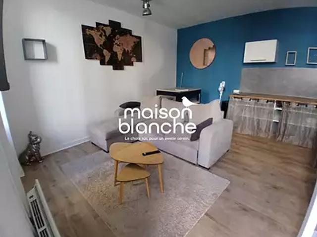 Parthenay 79200 Location appartement 2 pièces t2 terrasse