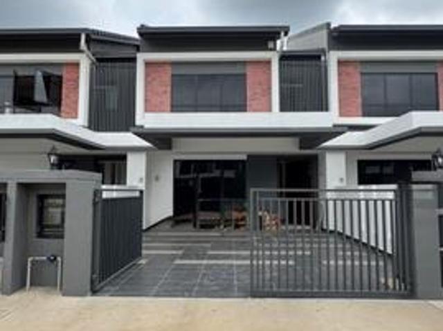 Partial Furnished 22x70 Ferrous 1 Alam Impian Seksyen 35 Shah Alam