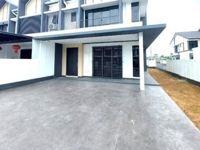PARTIAL FURNISHED 2 Storey End Lot Lyra Bandar Bukit Raja Klang