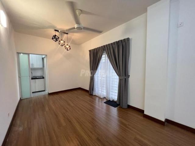 PARTIAL FURNISHED TOWNHOUSE SUCI AINSDALE FOR RENT