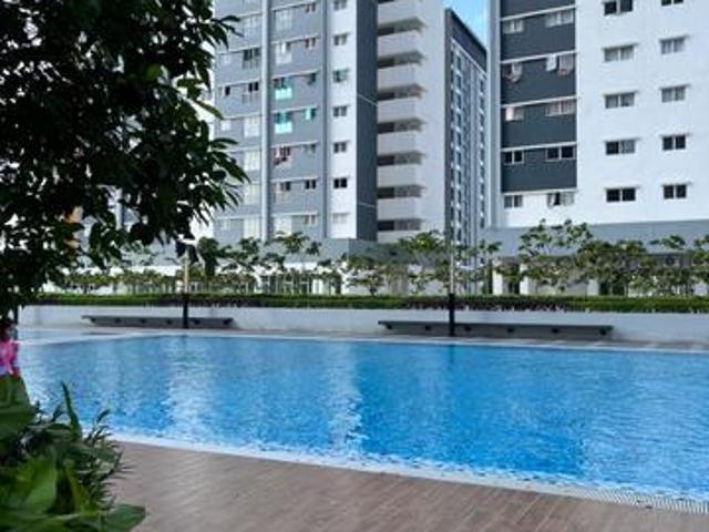PARTIAL FURNISHED Alanis Residence Warisan Puteri SepangStrata Ready