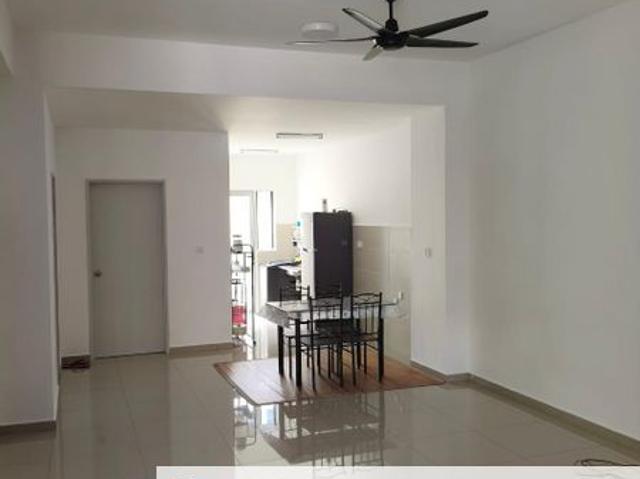 Partial furnished Amaya Acacia park 2storey for rent