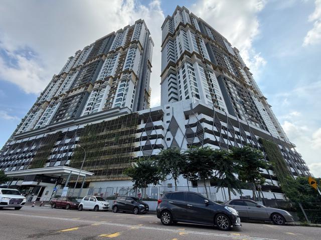 Partial Furnished ARC Residence Austin Hills Taman Daya