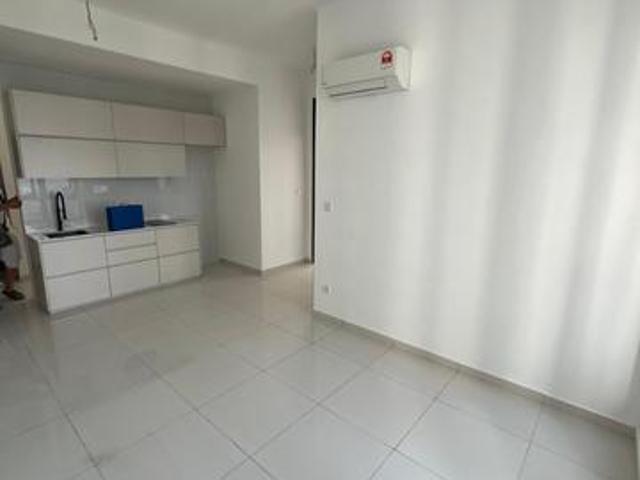 Partial Furnished Block B Low Floor unit for Sale Space Residency