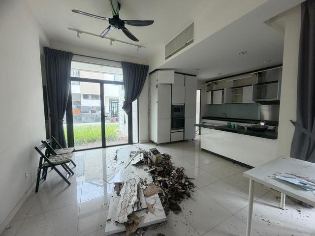 Partial Furnished Double Storey Terrace House for Sale Avira Medini