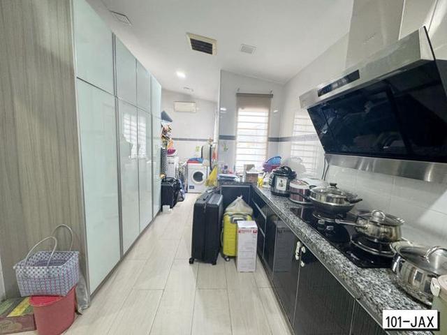 Partial Furnished Renovated Aman Perdana Kapar 1 Sty Semi D House