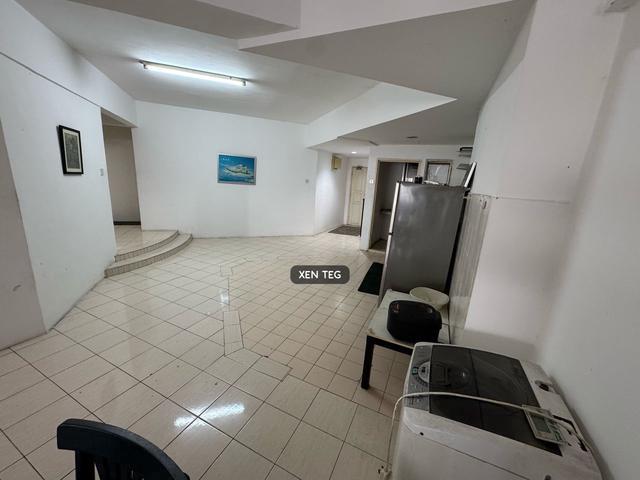 Partial Furnished Regency Condominium Klang 1380sf 3r2b
