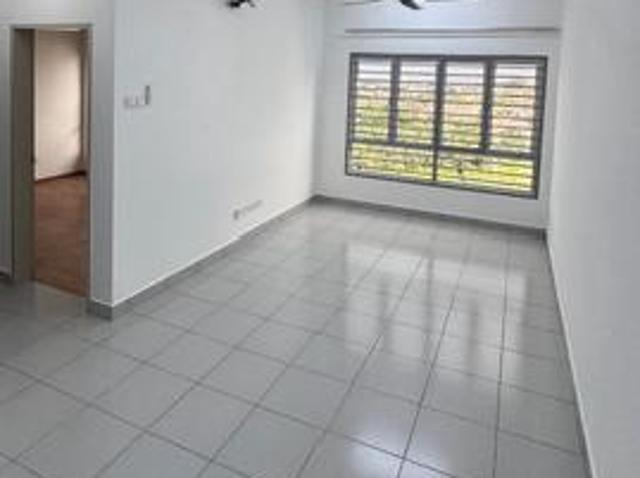 PARTIAL FURNISHED RESIDENSI OSTIA BANGI Available August