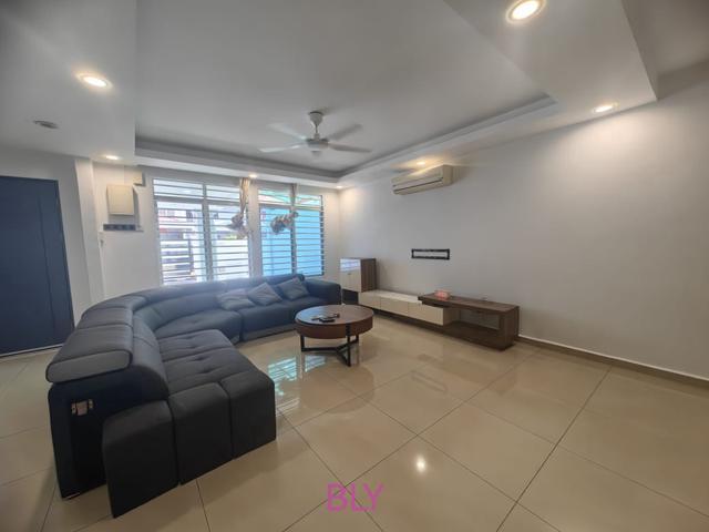 Partial furnishedBukit Tinggi Klang25 Storey House For Rent