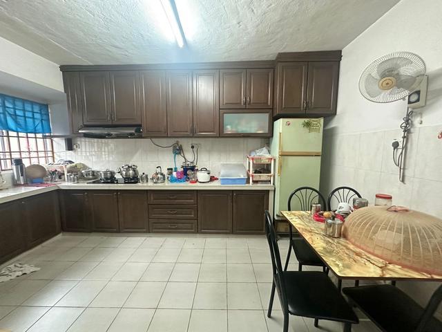 Partial reno with kitchen cabinet Bm Taman desa damai 2storey terrace