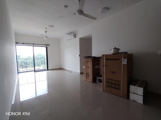 Partially Furnished Arinna Condo Kemuning Utama Brand New