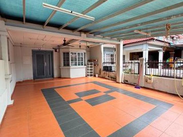 PARTIALLY FURNISHED Bandar Puteri Kerongsang Klang 2Storey House