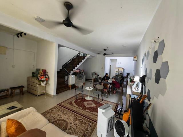 Partially Furnished Cogan Bukit Raja 2 Storey Klang Gated Guarded