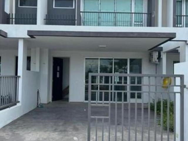 Partially Furnished Double Storey Terrace Verna Lake Villas