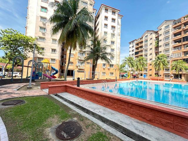 Partially Furnished Elaeis 2 Condominium Bukit Jelutong