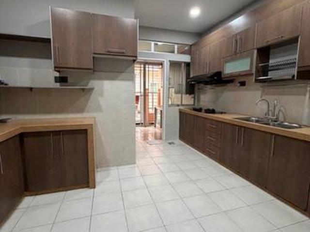 Partially Furnished Renovated 2 Sty Semi D Ambang Botanic 1 Klang