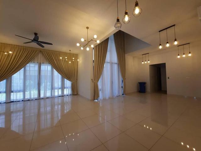 PARTIALLY FURNISHED Semi D Dillenia Bukit Bandaraya near Seksyen 8