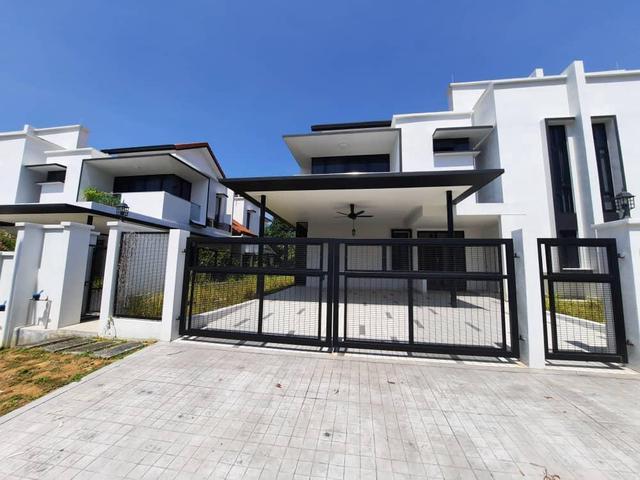 Partially Furnished Semi D Dillenia Seksyen U11 Bukit Bandaraya