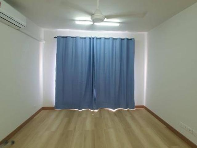 Partially Furnished Seri Mutiara Apartment Setia Alam