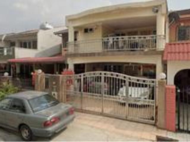 Partially furnished 2 Storey Terrace House Taman Selayang Jaya