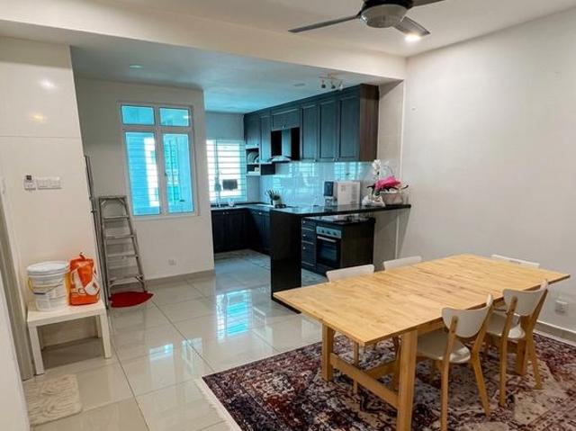 Partially Furnished 2 Storey Townhouse Taman Sabha Impian Kajang