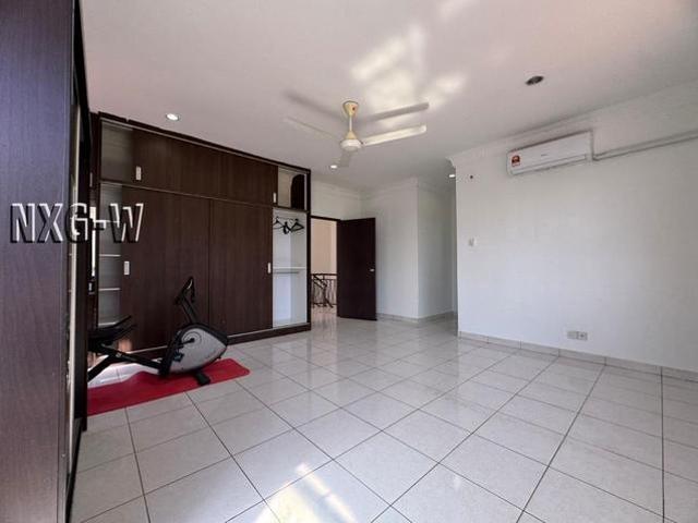Partially Furnished 32x65 4R3B Aman Perdana 2Sty Cluster SemiD Klang