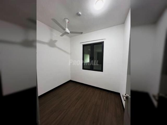 Partially Furnished 3 Bedroom Unit @ Vista Bangi Condo, Kajang!