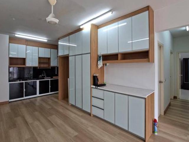 Partially Furnished 3R2B Pangsapuri Seri Mutiara Setia Alam