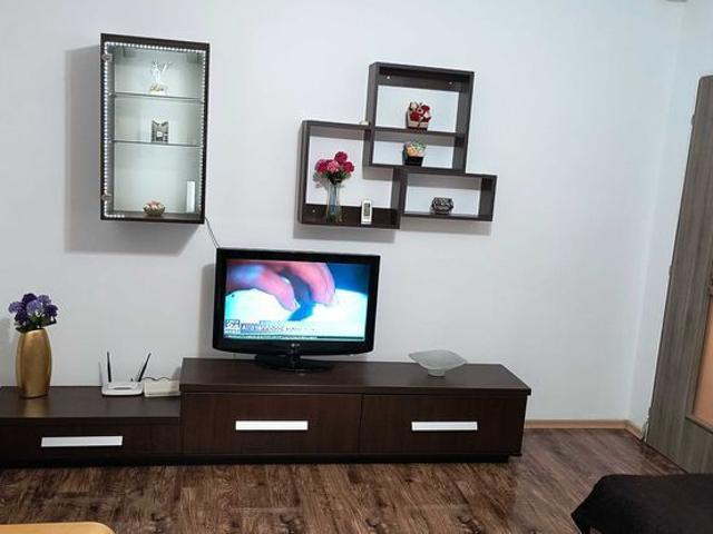 particular ofer pt inchiriat ap 2 camere semidec.Brancoveanu,stradal