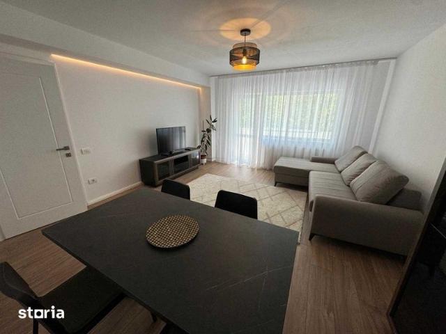 Particular, apartament 3 camere, Racadau