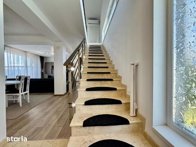 PARTICULAR Închiriez vilă 4 camere, 3 locuri parcare, Complex Aerocity