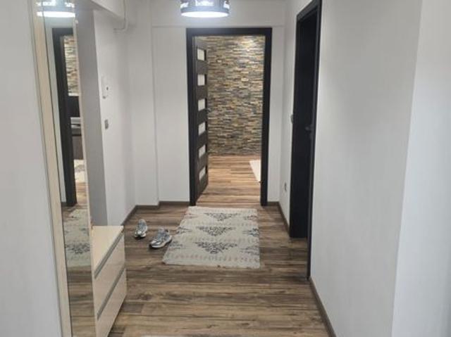 Particular Inchiriez apartament 2 camere Craiova centru