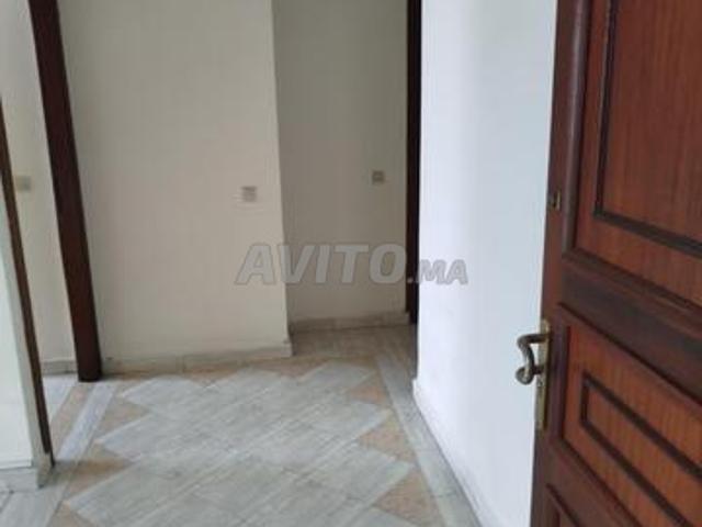 Particulier loue bureau quartier Palmier