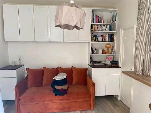 Particulier loue beau studio meublé proche des fac
