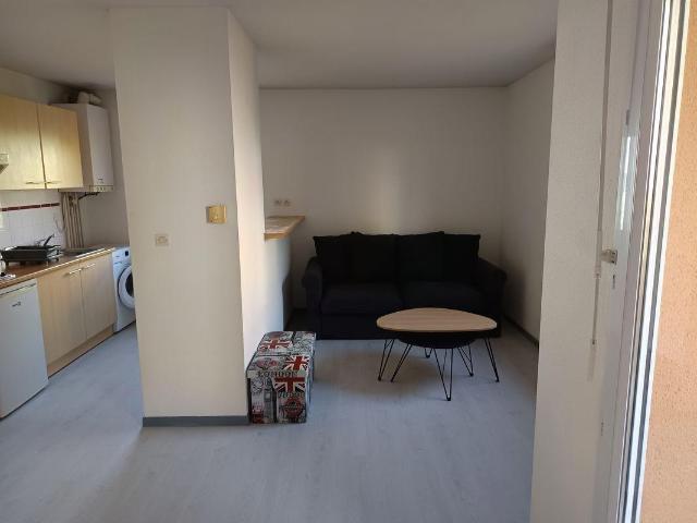 Particulier loue grand T2 meublé à Toulouse