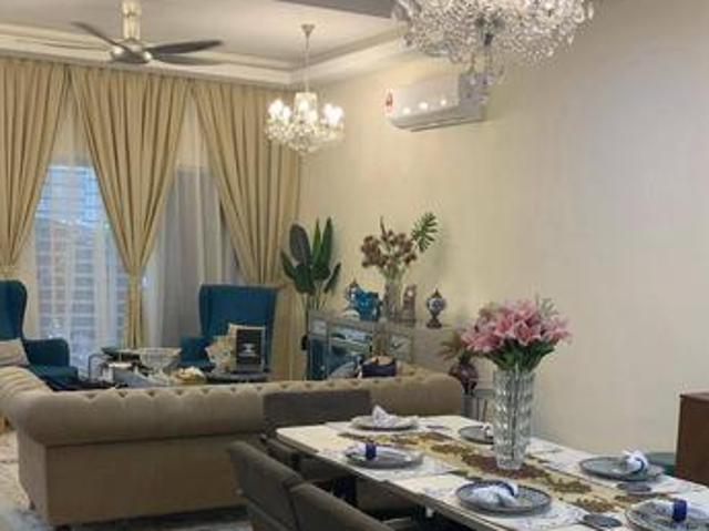 PARTLY FURNISH 2 storey Taman Desa Seringin Nilai 3 Nilai impian USIM