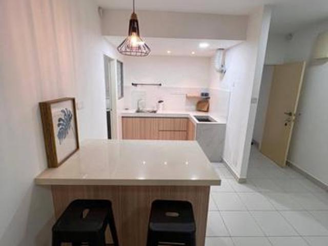Partly Furnish 3R2B Pangsapuri De Palma Seria Alam