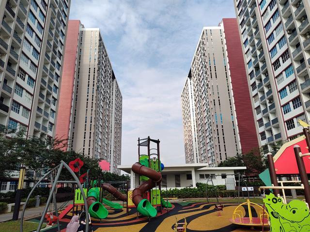 Partly Furnish Block B Selangorku lakefront Cyberjaya